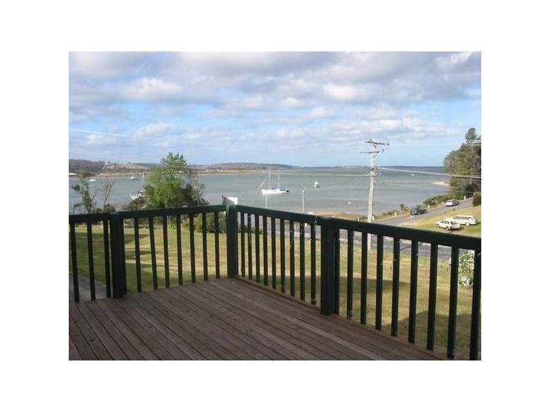 2 Tasman Highway, St Helens TAS 7216