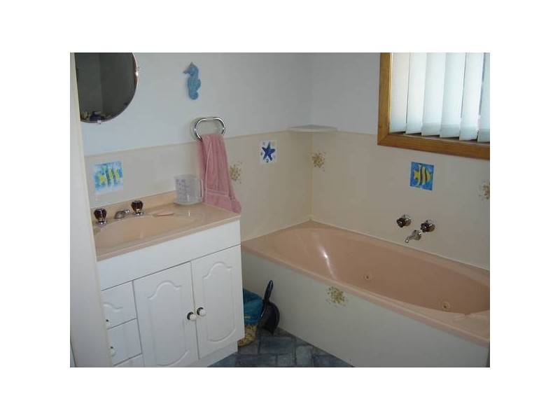 229 Tasman Highway, Beaumaris TAS 7215