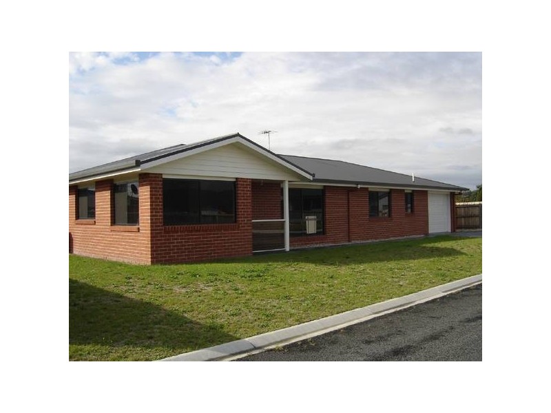 12 Palm Court, St Helens TAS 7216