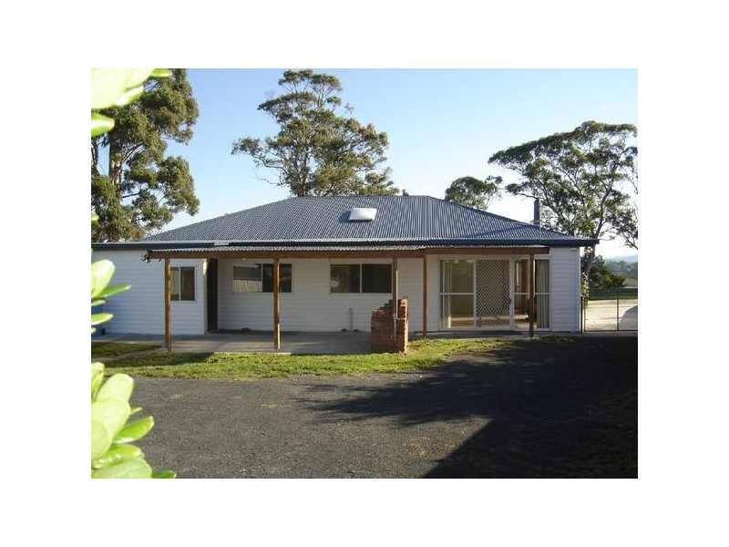 22 Medeas Cove Esplanade, St Helens TAS 7216