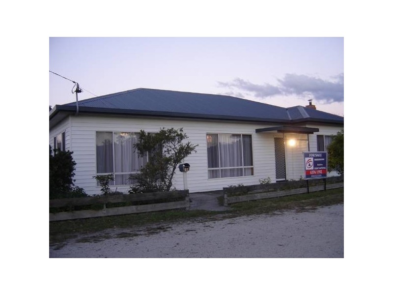 22 Medeas Cove Esplanade, St Helens TAS 7216