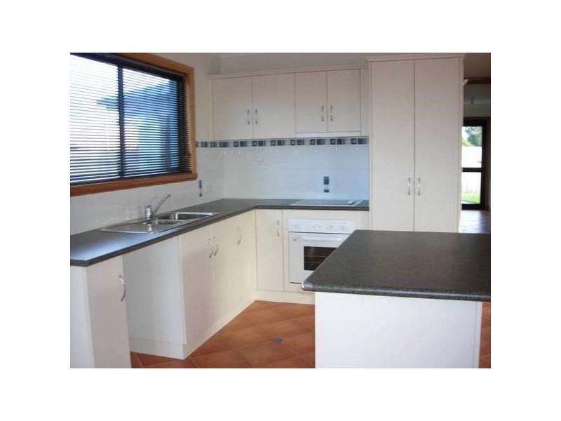 1/27 Cameron Street, St Helens TAS 7216