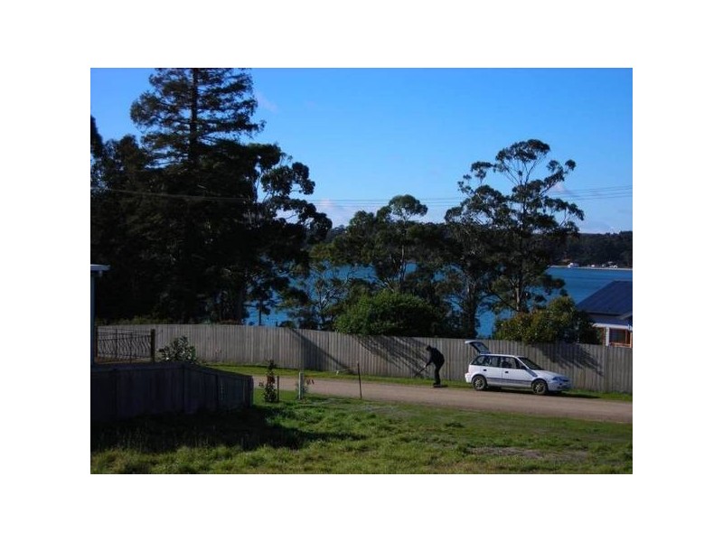 6 Halcyon Grove, St Helens TAS 7216