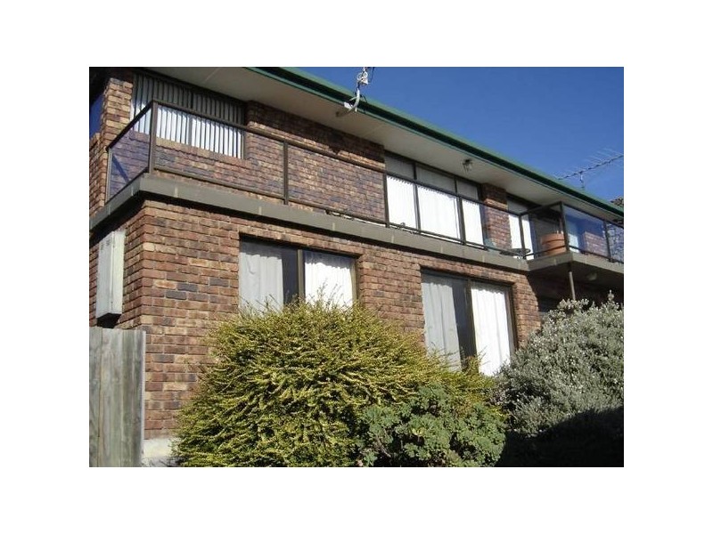 18 Highcrest Avenue, Binalong Bay TAS 7216