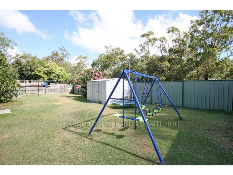 45 Bennett Drive, Regents Park QLD 4118