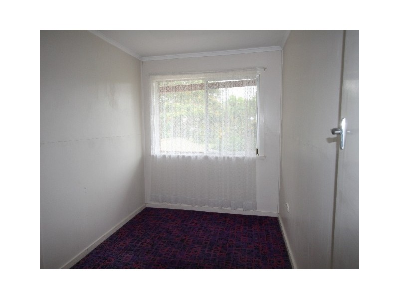 64 Middle Road, Hillcrest QLD 4118
