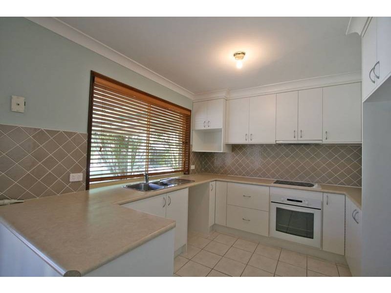 12 PANDANUS COURT, Regents Park QLD 4118
