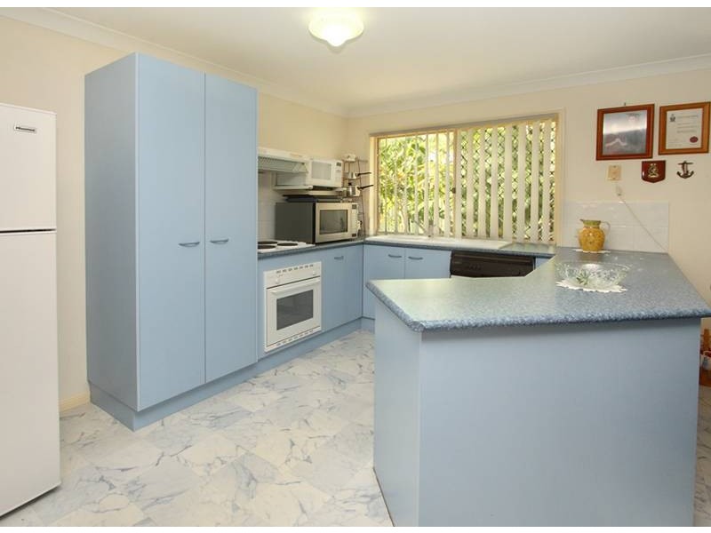 16 MAJESTIC COURT, Regents Park QLD 4118