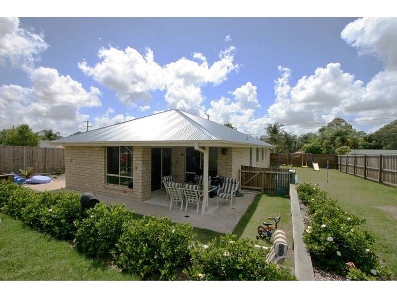 10 Penfold Street, Hillcrest QLD 4118