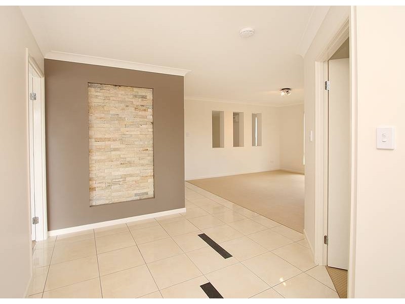 59 Juniper Street, Heathwood QLD 4110