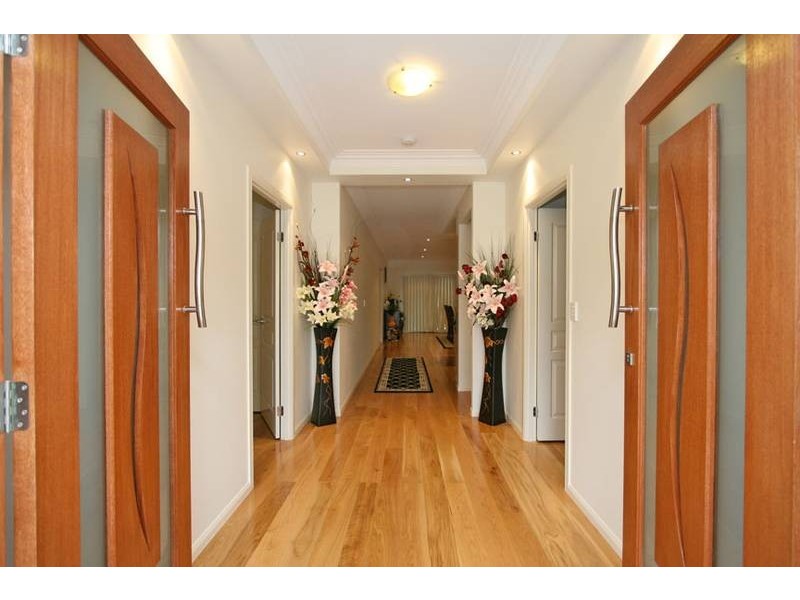 30 MARYLAND DRIVE, Regents Park QLD 4118