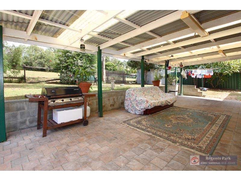 18 Dunblane Drive, Boronia Heights QLD 4124