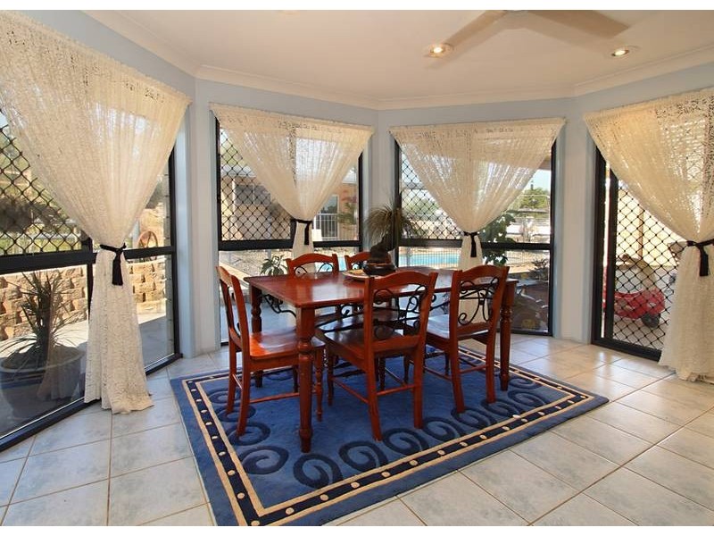 45 Blueberry Ash Ct, Jimboomba QLD 4280