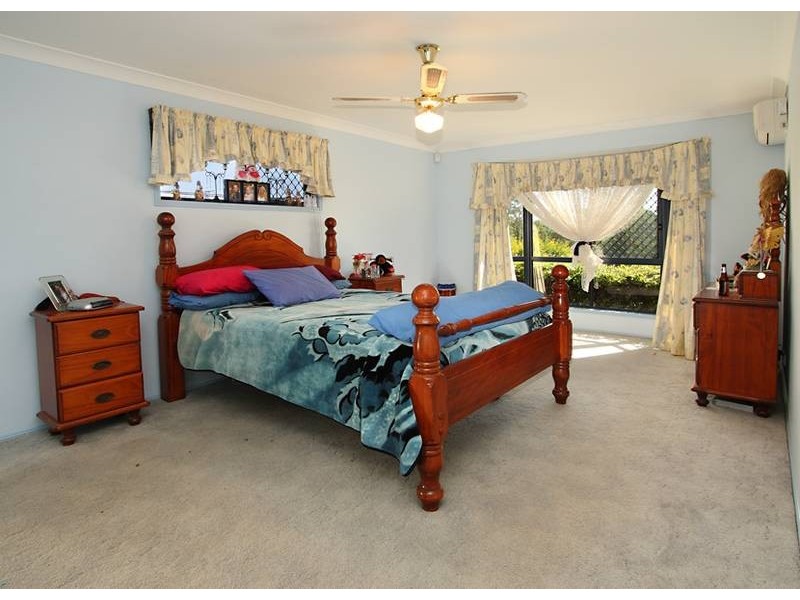 45 Blueberry Ash Ct, Jimboomba QLD 4280