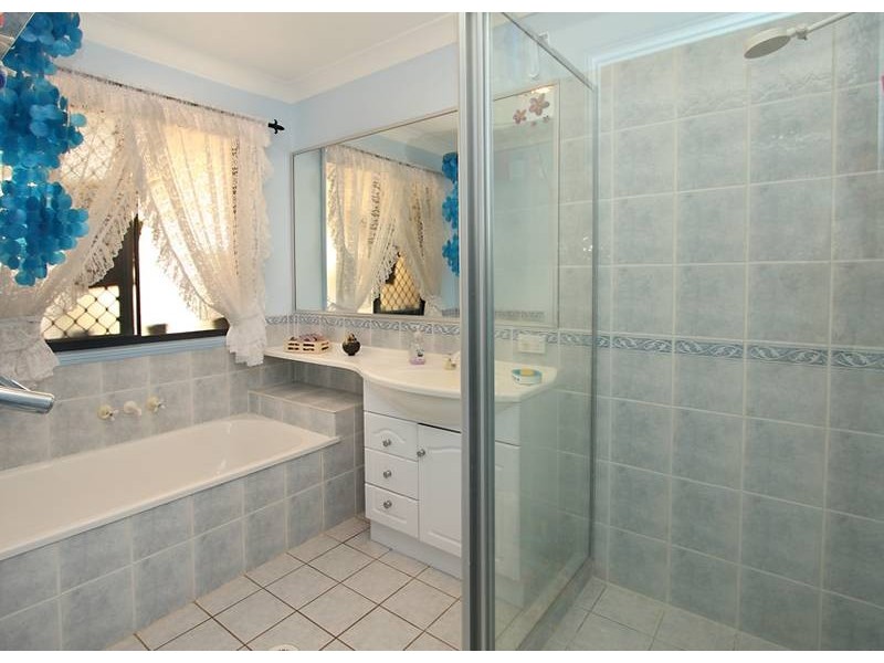 45 Blueberry Ash Ct, Jimboomba QLD 4280