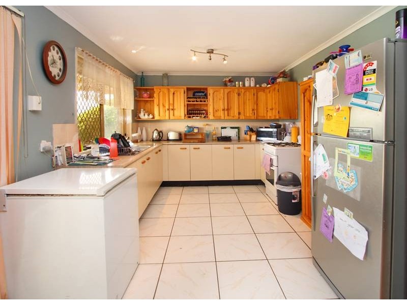 22 Thistle Street,, Regents Park QLD 4118