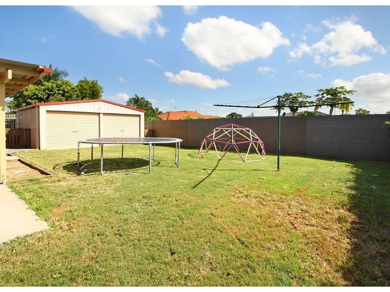 22 Thistle Street,, Regents Park QLD 4118