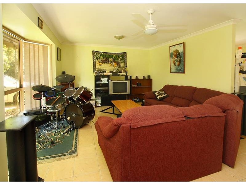 7 Park Close, Hillcrest QLD 4118