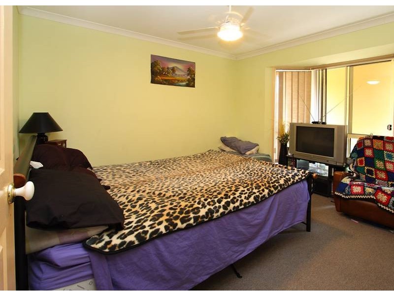 7 Park Close, Hillcrest QLD 4118