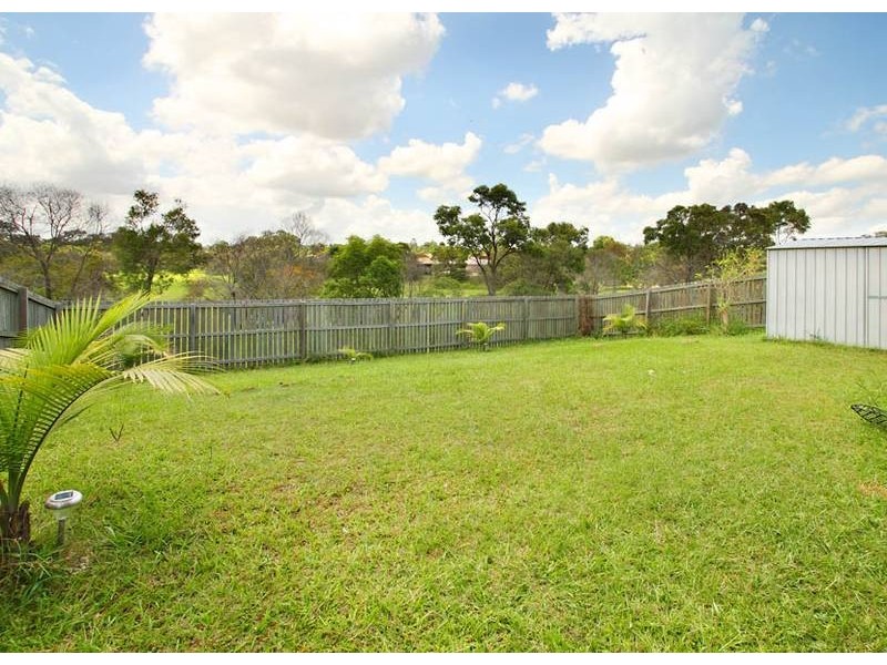 7 Park Close, Hillcrest QLD 4118