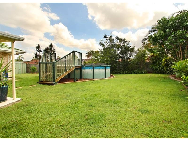 56 Gumview Close, Regents Park QLD 4118