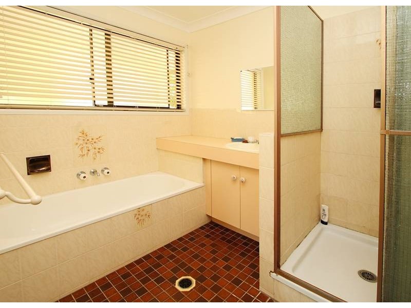 36 Cocas Street, Regents Park QLD 4118