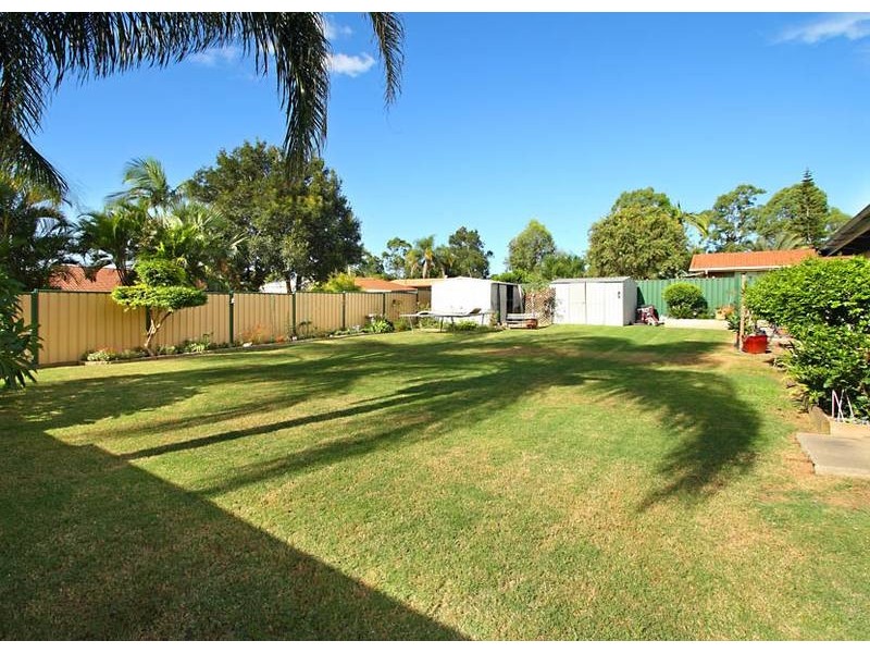 14 Grecian Street, Regents Park QLD 4118