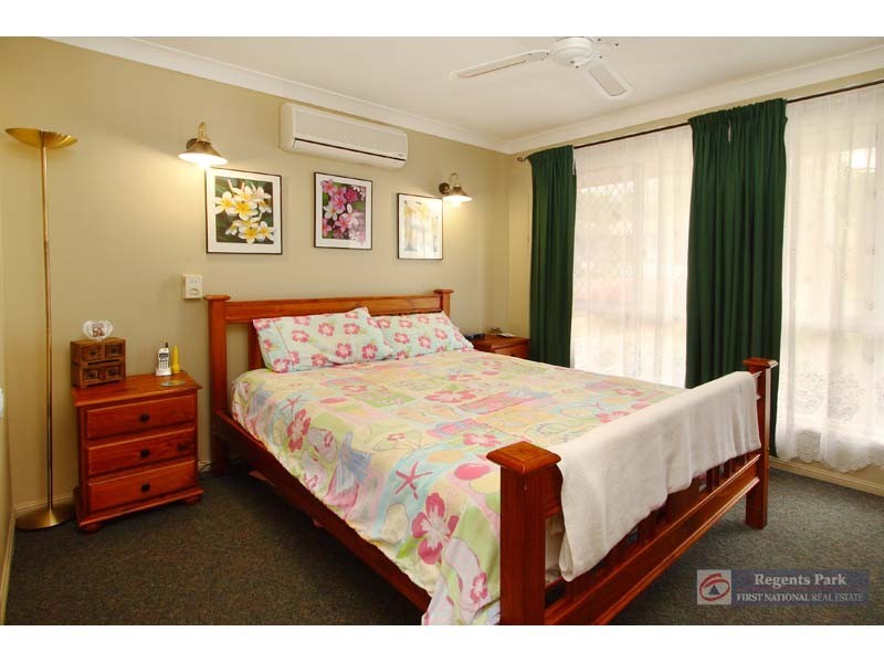 4 Hadley Court, Boronia Heights QLD 4124