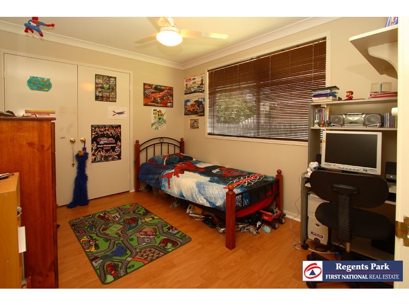 80 Haldham Cres., Regents Park QLD 4118