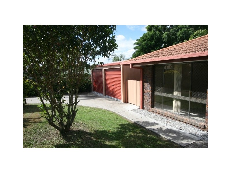 38 LIMERICK DRIVE, Crestmead QLD 4132