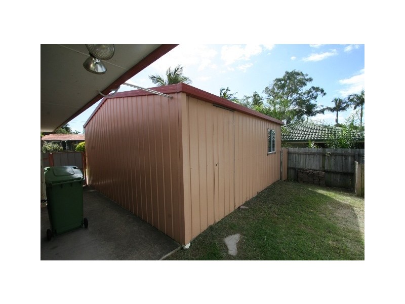 38 LIMERICK DRIVE, Crestmead QLD 4132