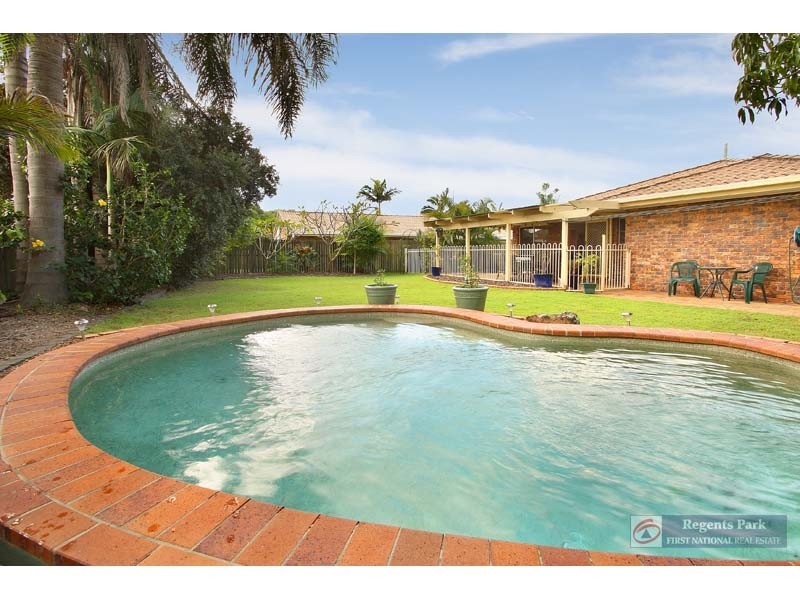 Regents Park QLD 4118