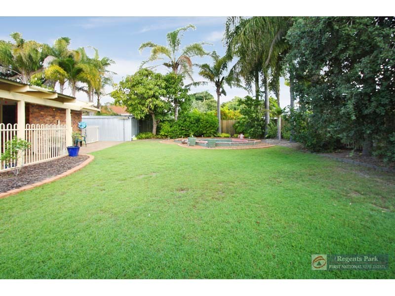 Regents Park QLD 4118