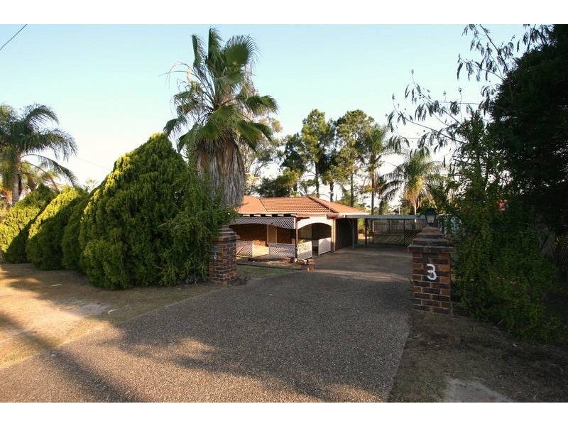 3 Curzon Street, Browns Plains QLD 4118