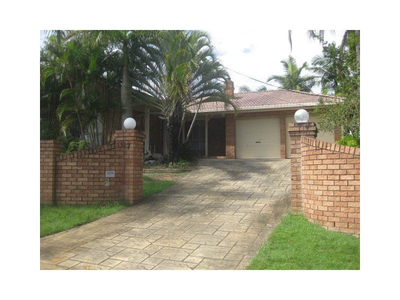 7 Aspen Court, Regents Park QLD 4118