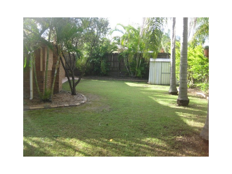 7 Aspen Court, Regents Park QLD 4118