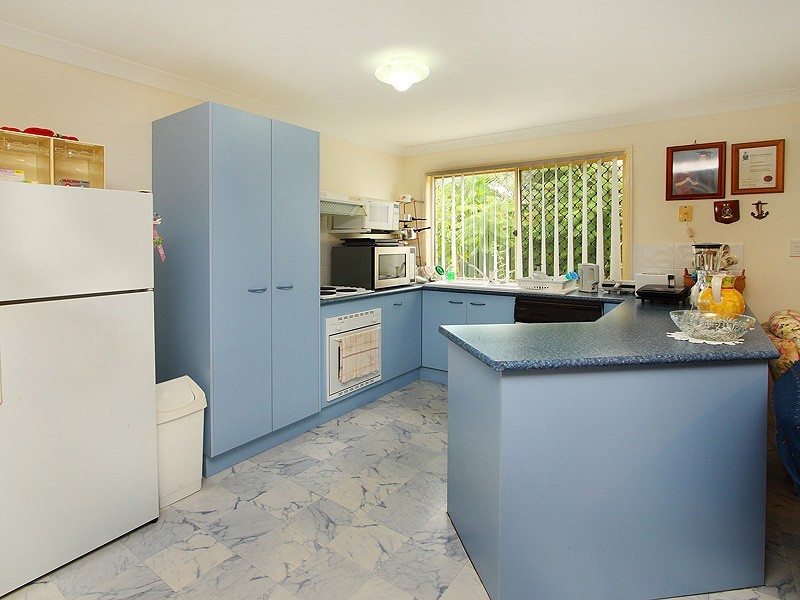 16 Majestic Court, Regents Park QLD 4118