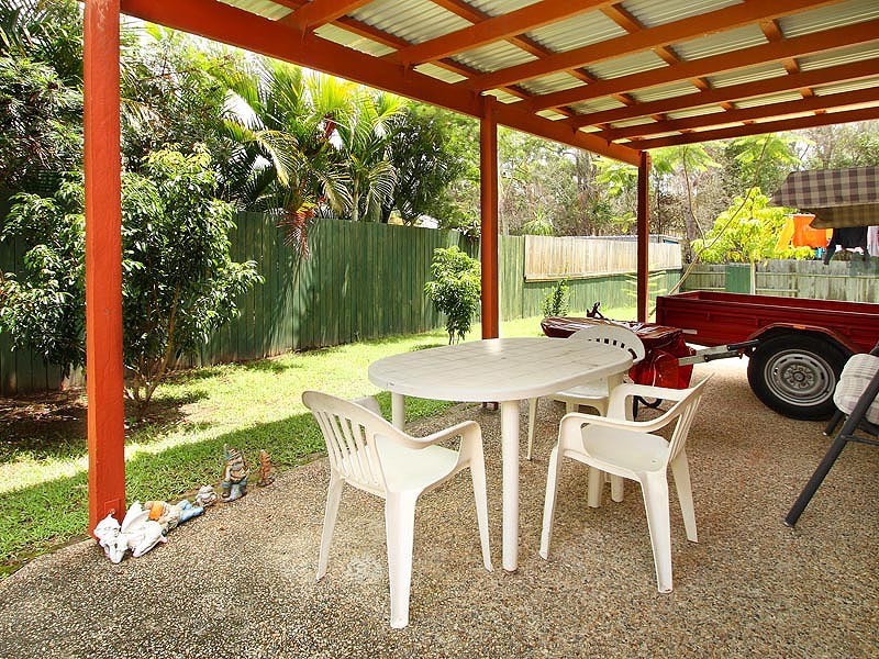 16 Majestic Court, Regents Park QLD 4118