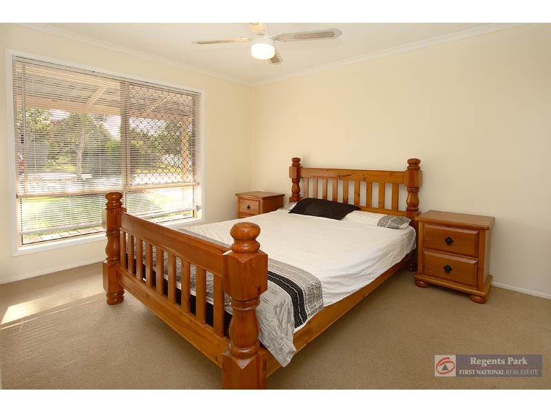 6 Campden St, Browns Plains QLD 4118