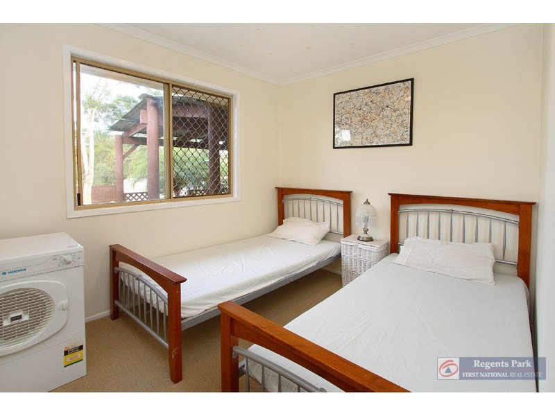 6 Campden St, Browns Plains QLD 4118