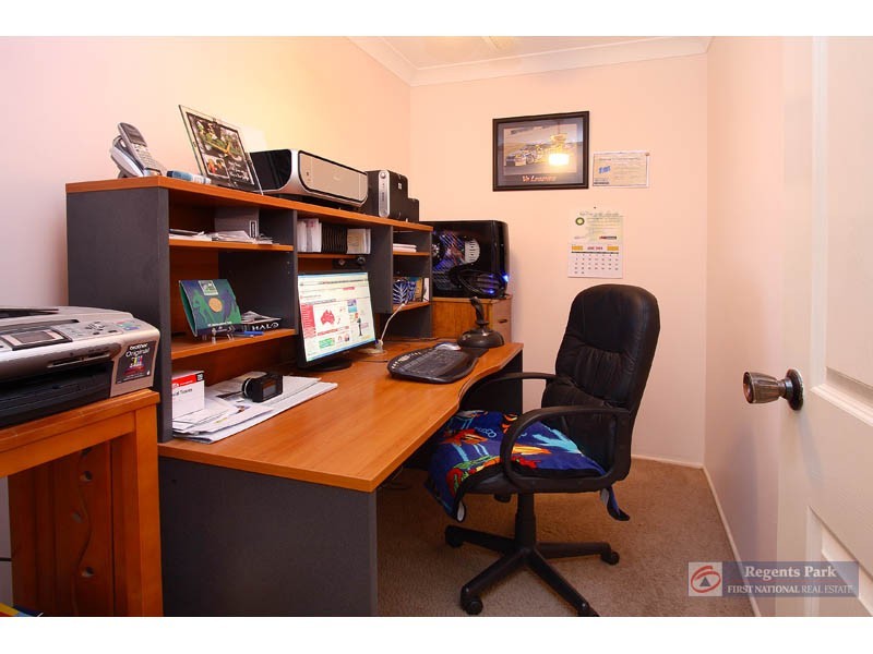 30 COLISA CR,, Regents Park QLD 4118