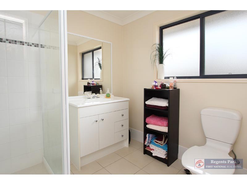 54 Lockyer Place, Crestmead QLD 4132