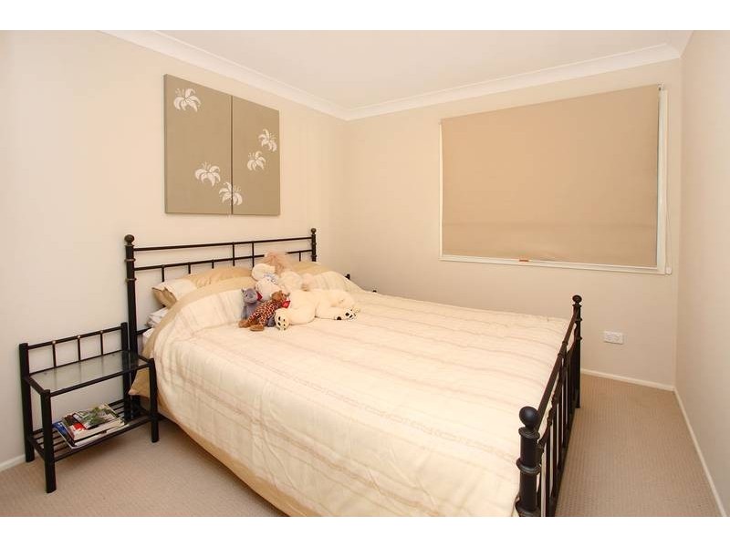 36 DRACON, Regents Park QLD 4118