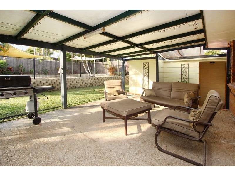 36 DRACON, Regents Park QLD 4118