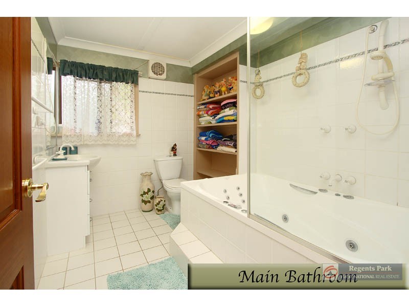 Boronia Heights QLD 4124