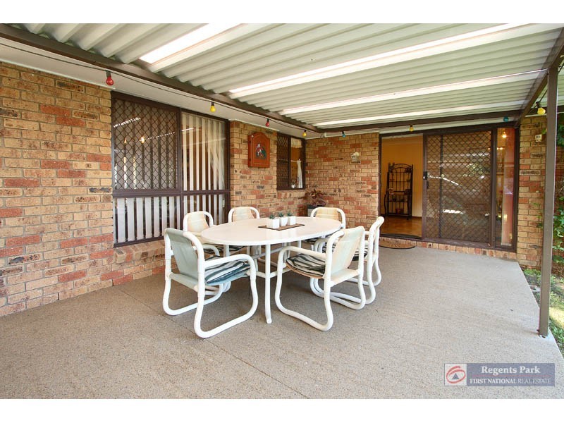 Regents Park QLD 4118