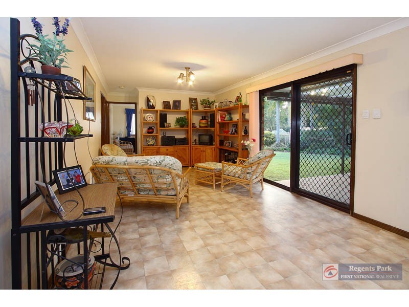 Regents Park QLD 4118