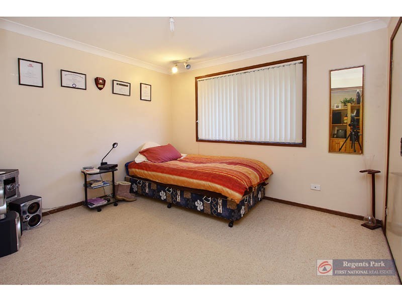 Regents Park QLD 4118