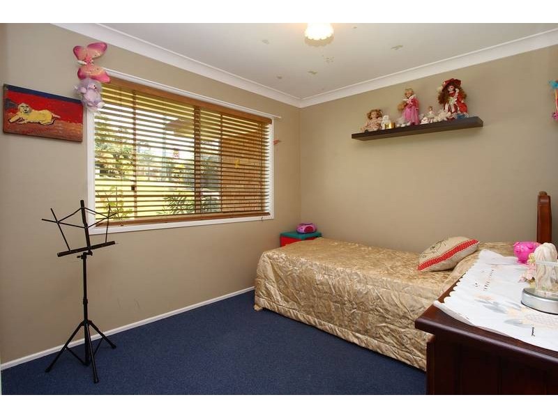 34 Redgum Drive, Regents Park QLD 4118