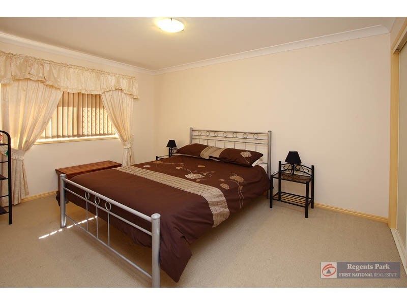 Regents Park QLD 4118